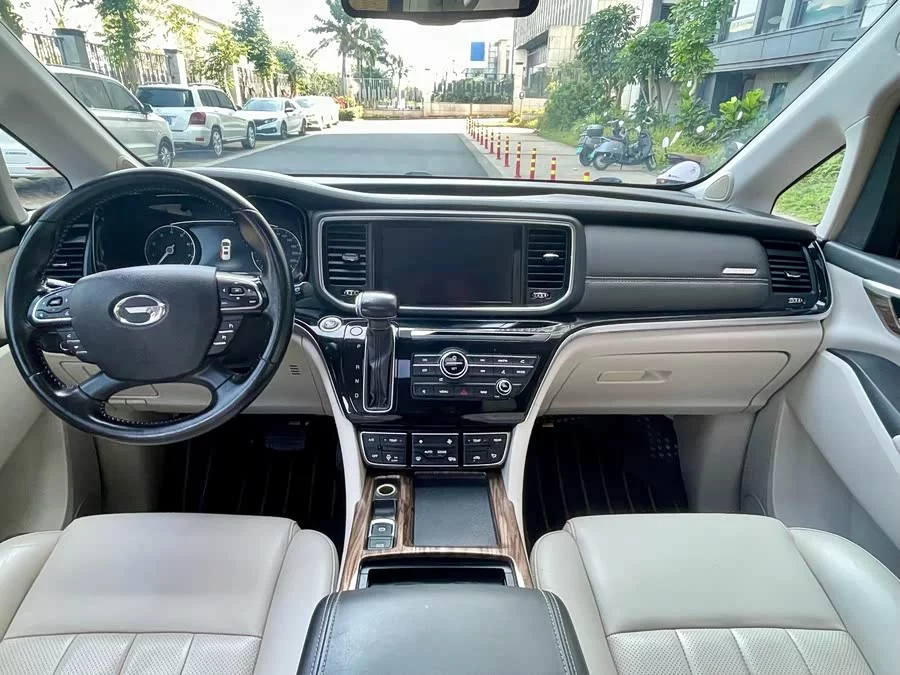 GAC Trumpchi M8