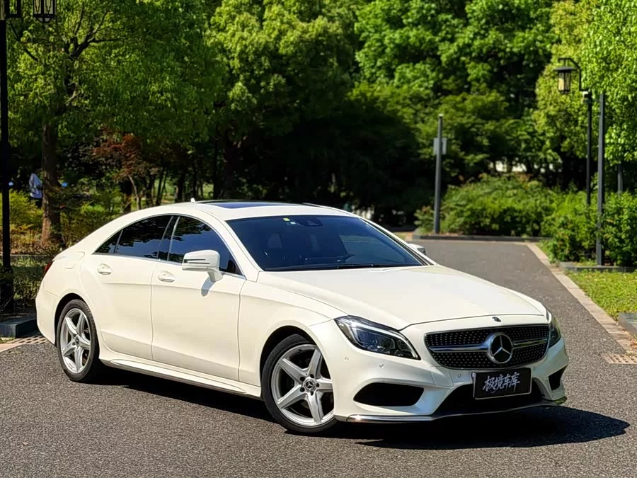 Mercedes Benz CLS