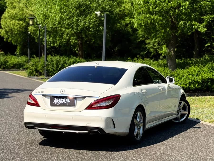 Mercedes Benz CLS