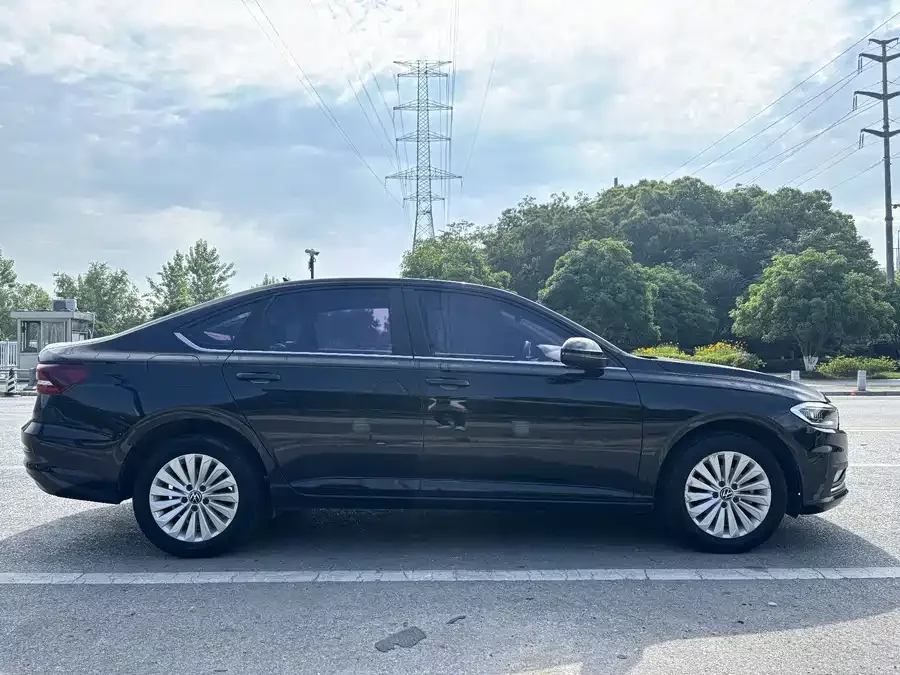 Volkswagen Lavida