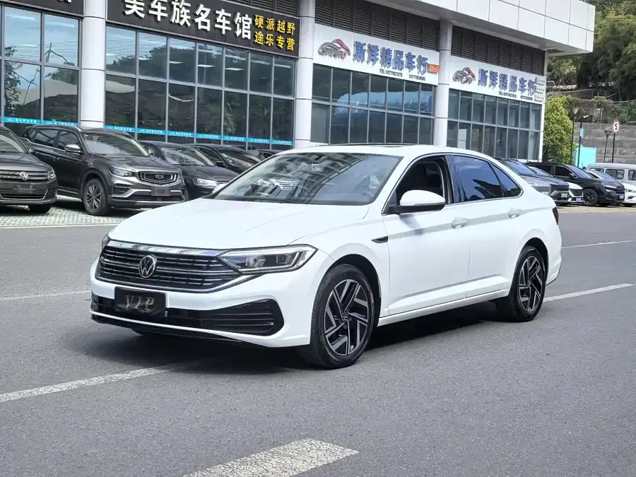 Volkswagen Sagitar