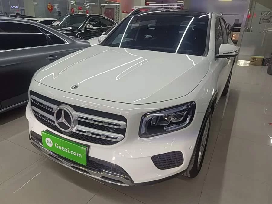 Mercedes Benz GLB