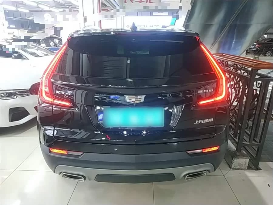 Cadillac XT4