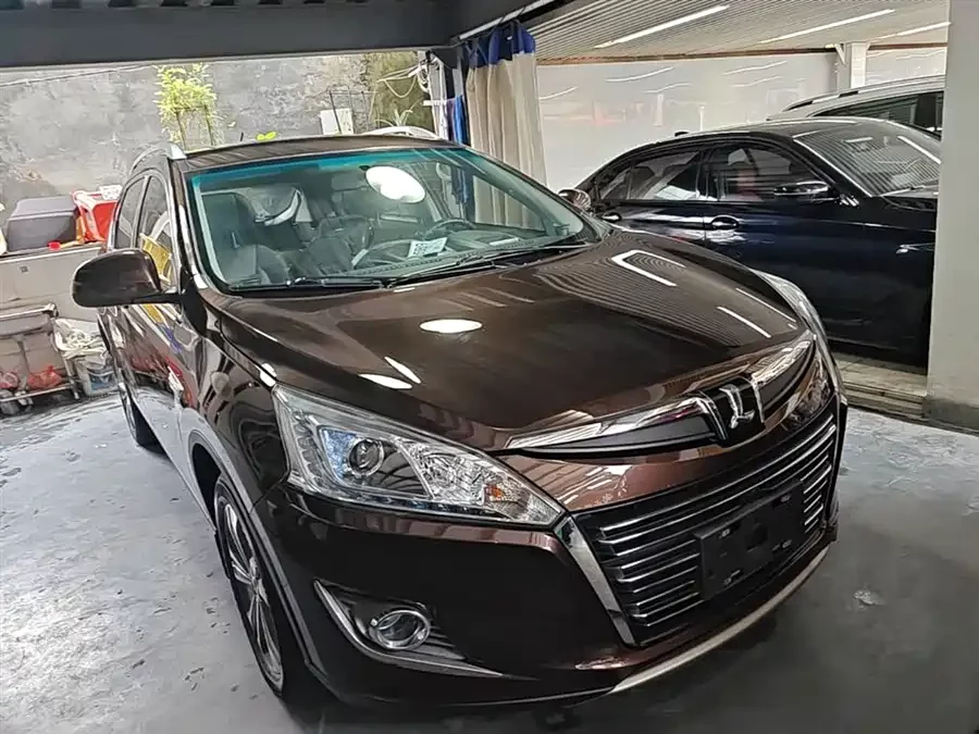Luxgen U6 SUV