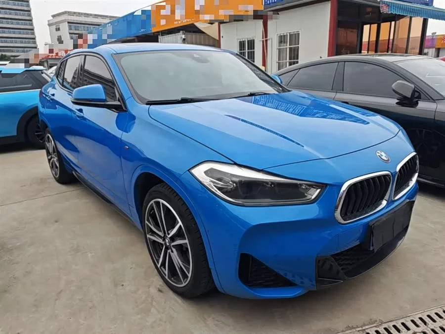 BMW X2