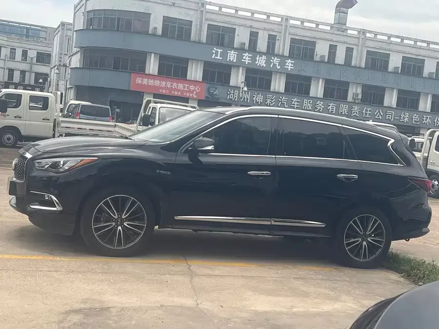 Infiniti QX60