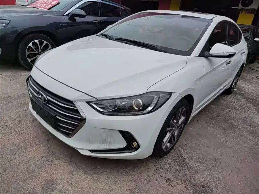 Hyundai elantra