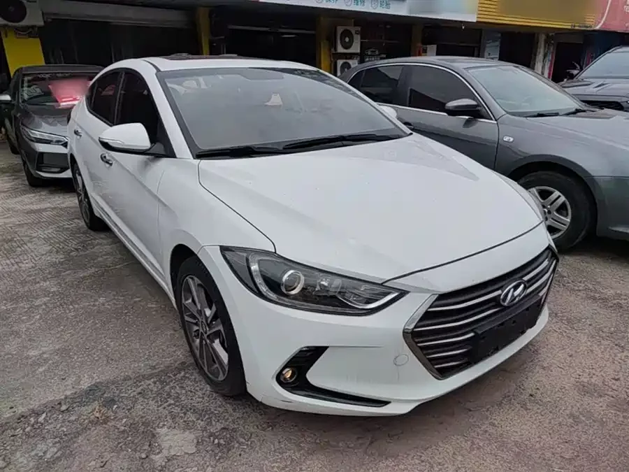 Hyundai elantra