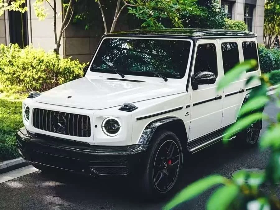 Mercedes Benz G-rated