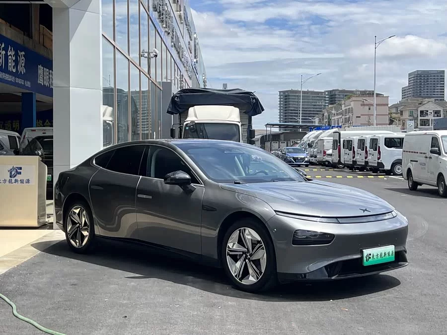 Xpeng P7