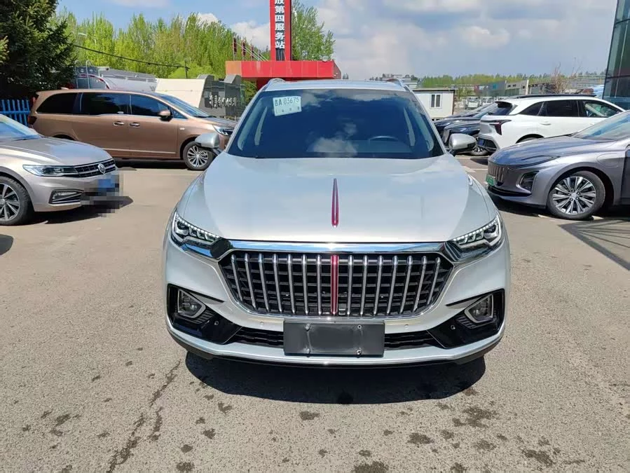Hongqi HS5