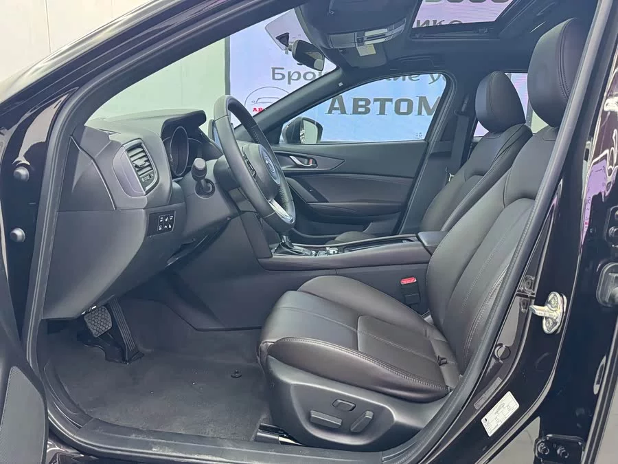 Mazda CX-4
