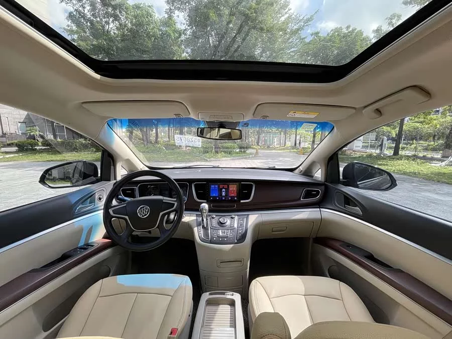 Buick GL8