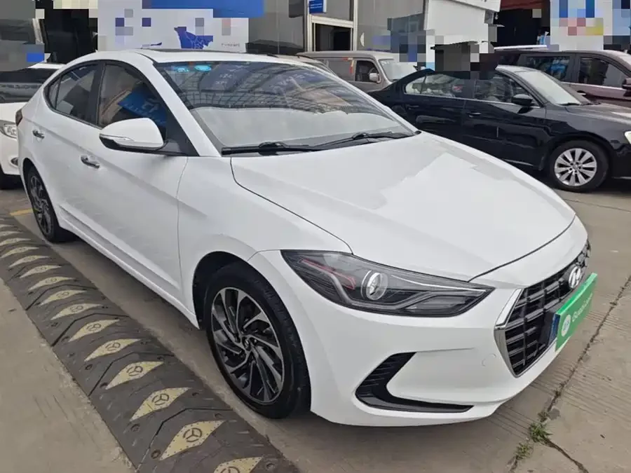 Hyundai elantra