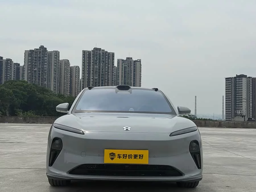 NIO ET5T