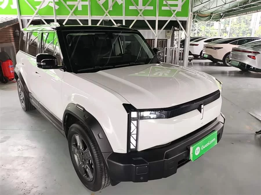 iCAR 03