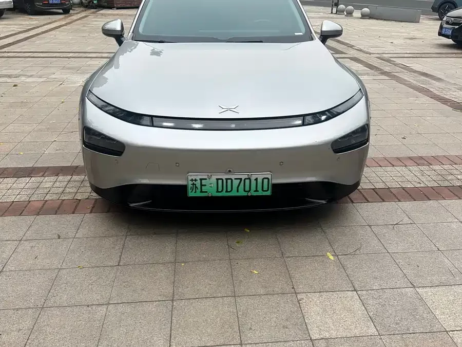 Xpeng P7