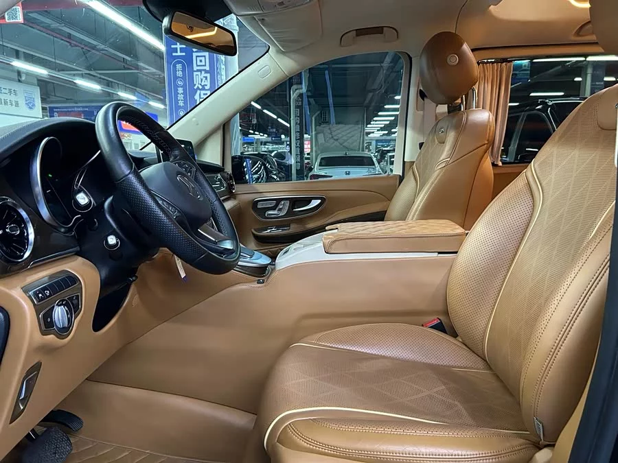 Mercedes Benz Class V