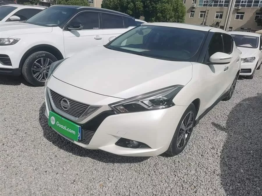 Nissan Bluebird