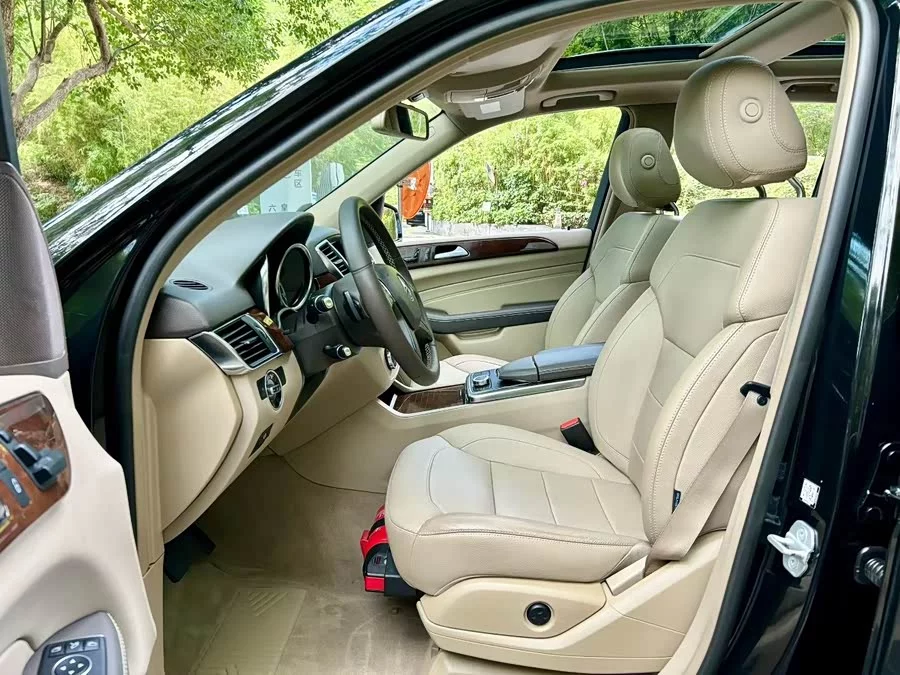 Mercedes Benz M-Class