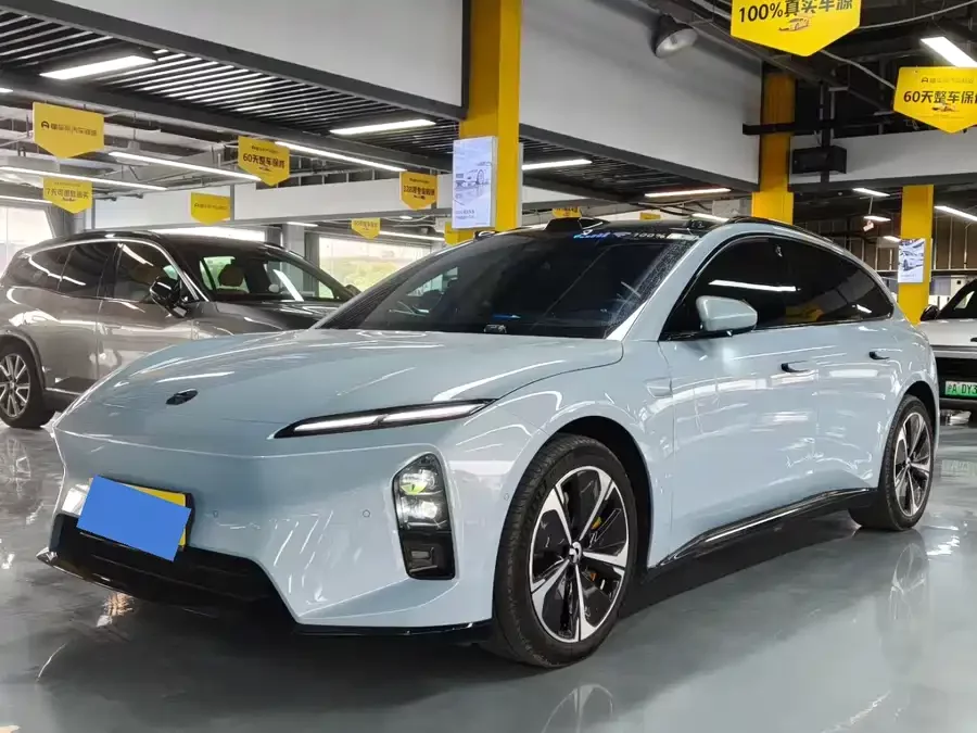 NIO ET5T