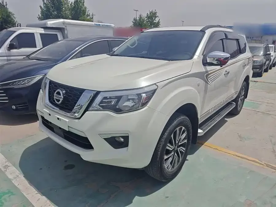 Nissan Terra