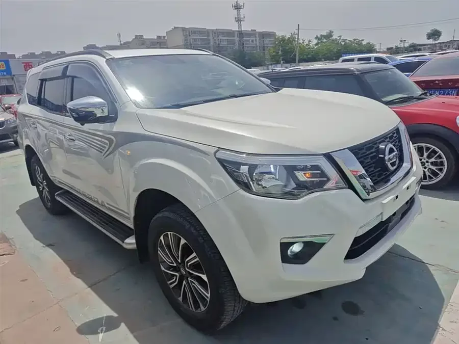 Nissan Terra