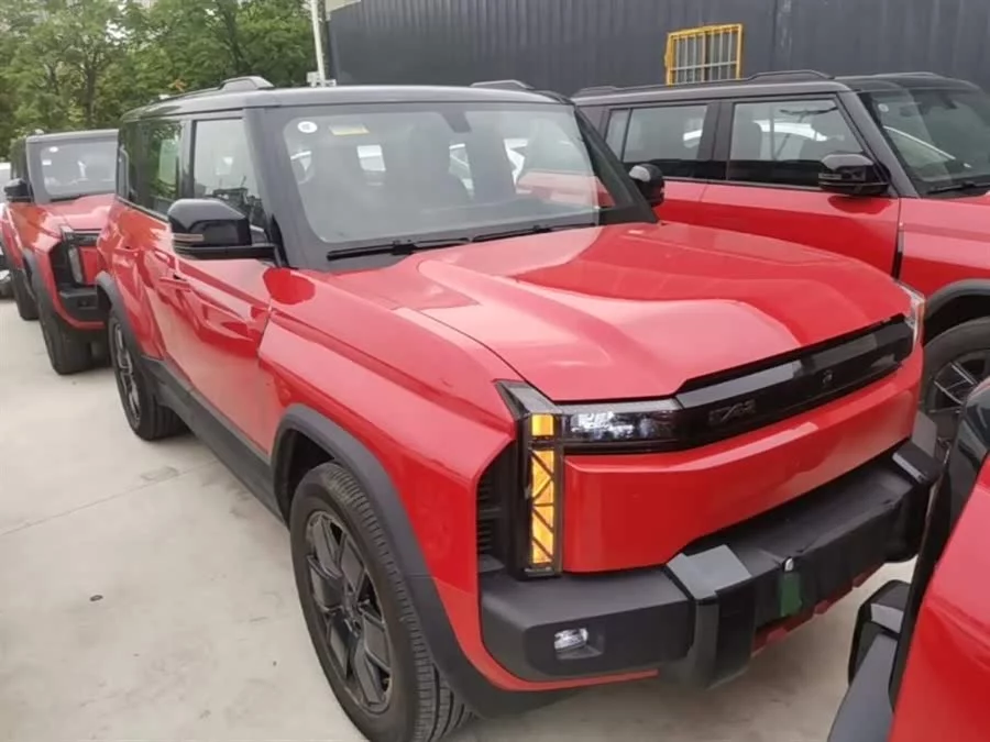 iCAR 03T