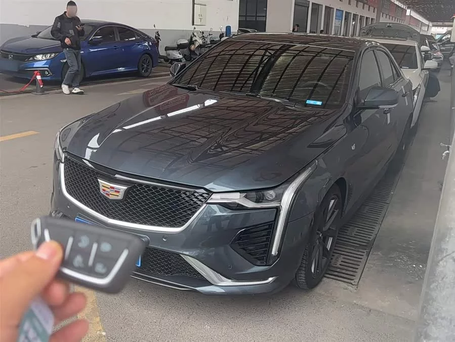 Cadillac CT4