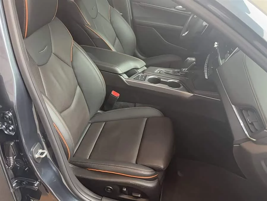 Cadillac CT4