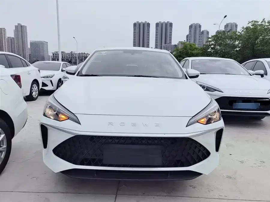 Roewe i5