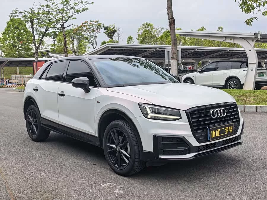 Audi Q2L