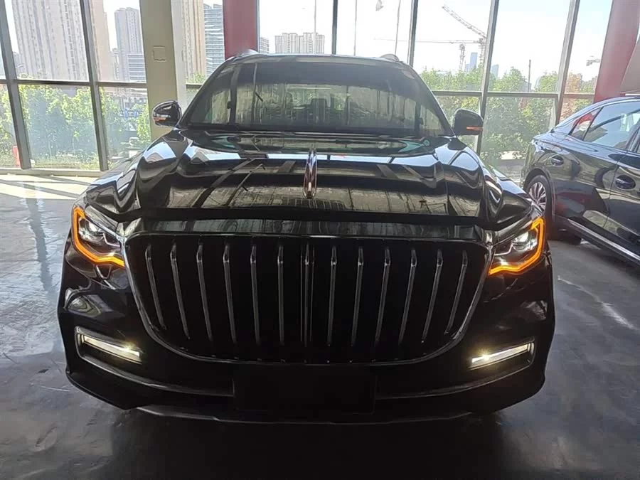 Hongqi HS7