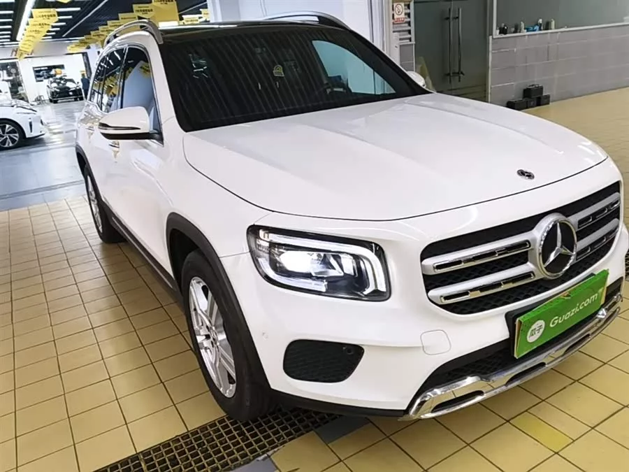 Mercedes Benz GLB