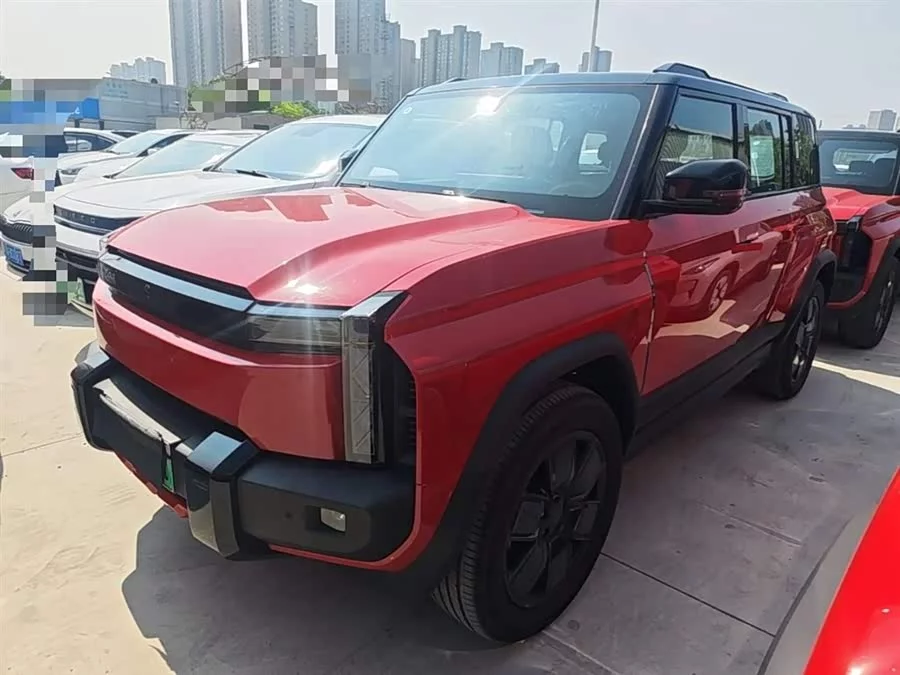 iCAR 03T
