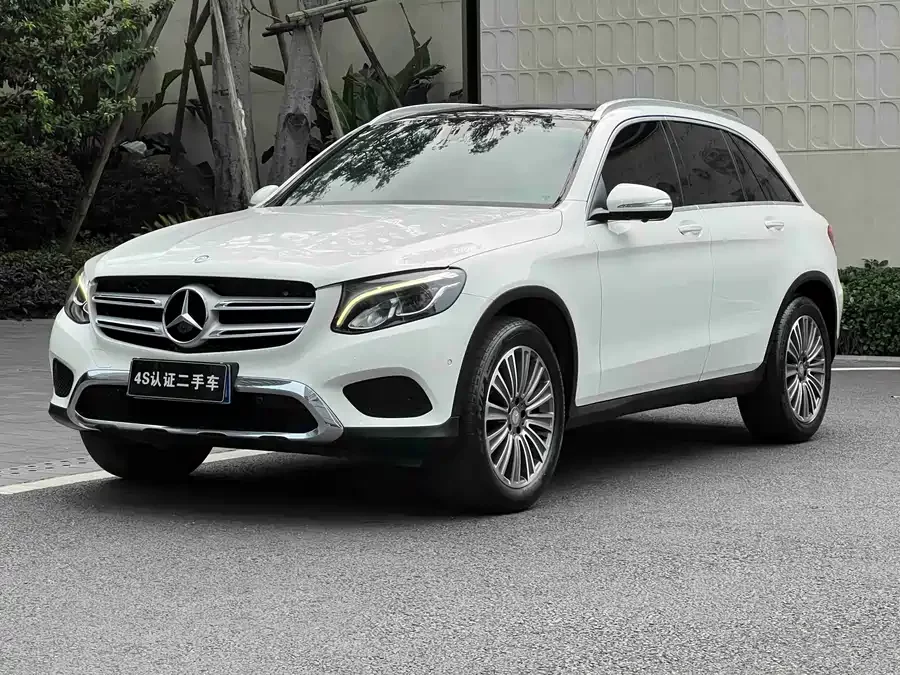 Mercedes Benz GLC