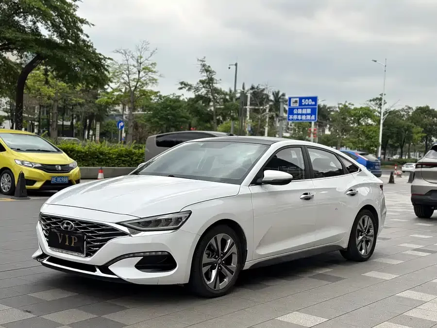 Hyundai Festa