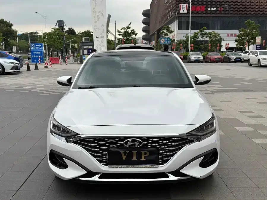 Hyundai Festa