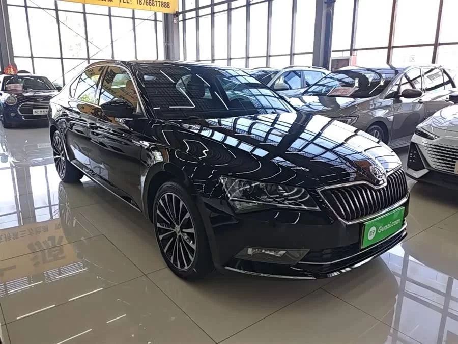 Skoda SuperB