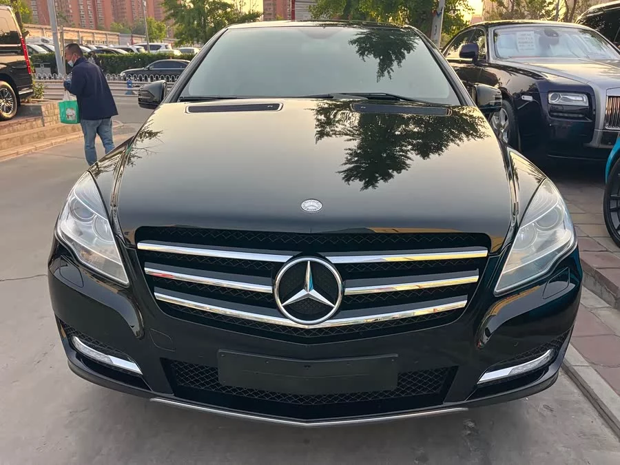 Mercedes Benz R-rated