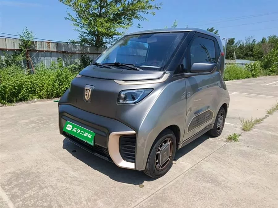 Baojun E200