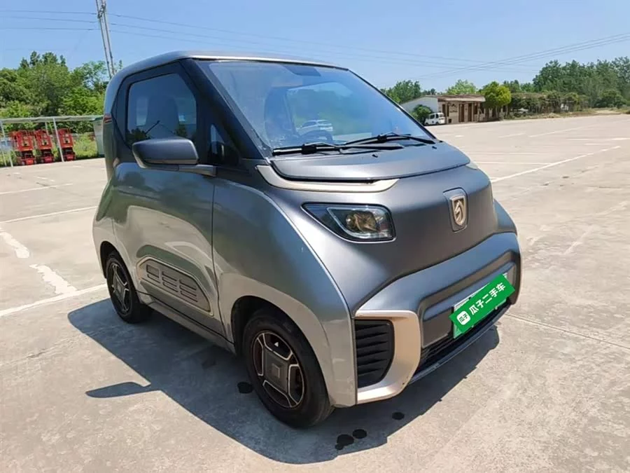 Baojun E200