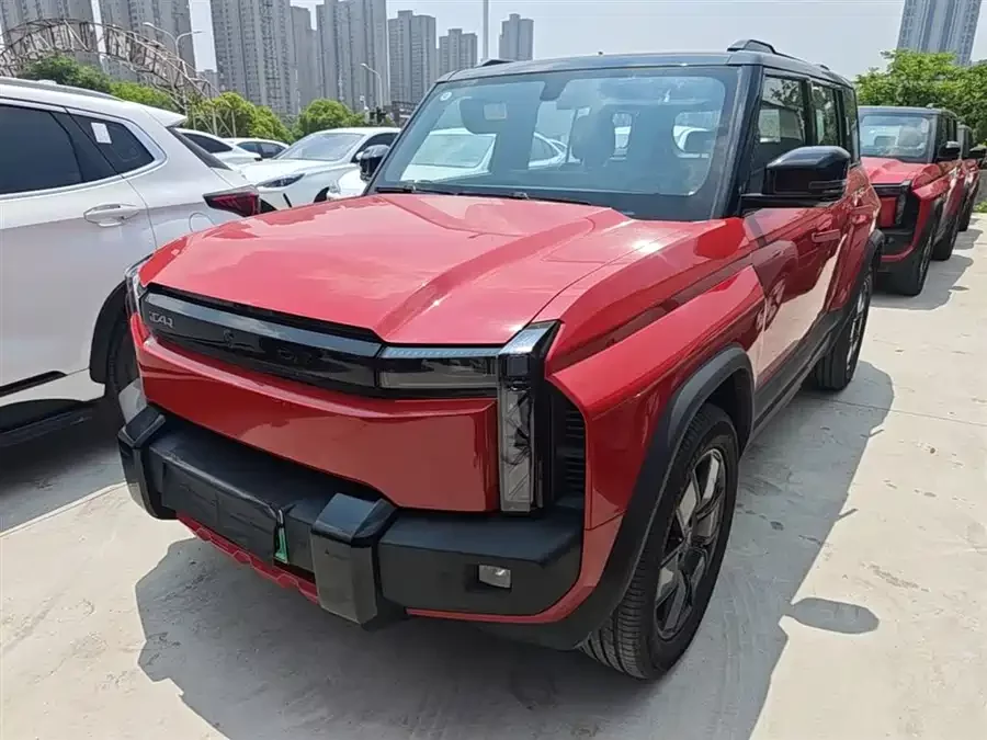 iCAR 03T