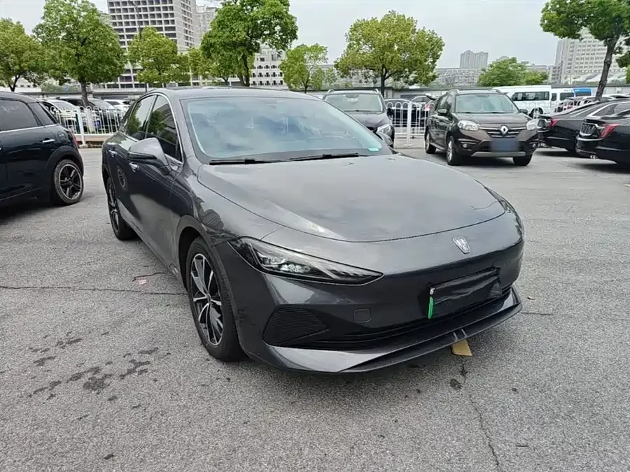 Roewe D7