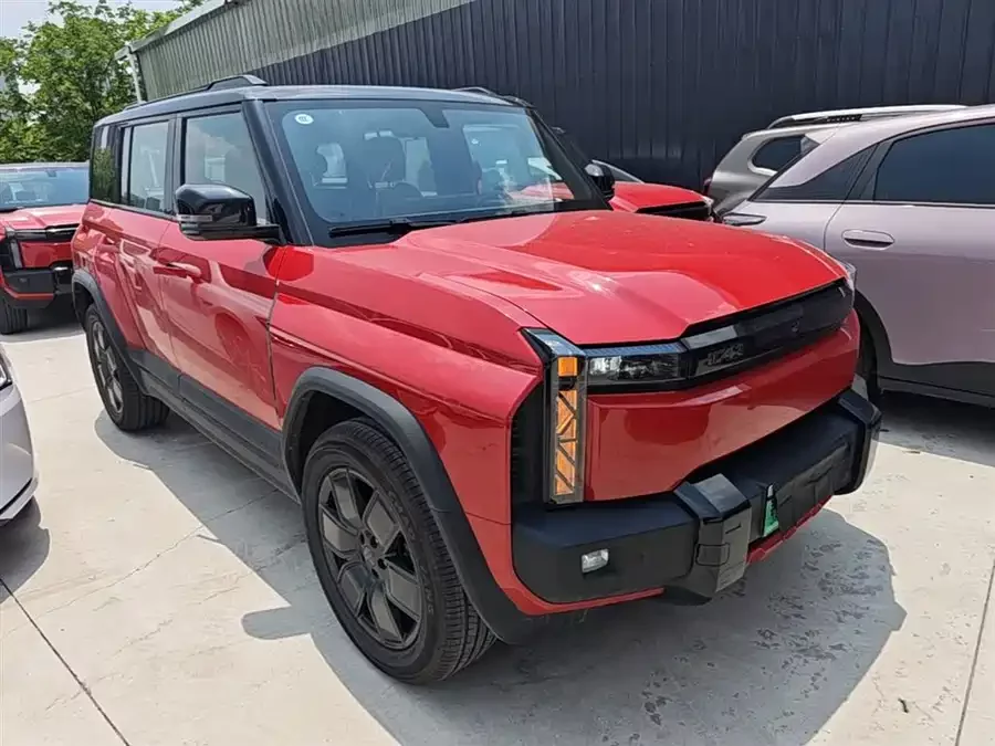 iCAR 03T
