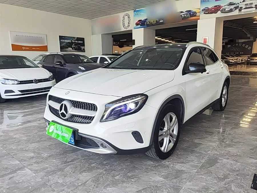 Mercedes-Benz GLA