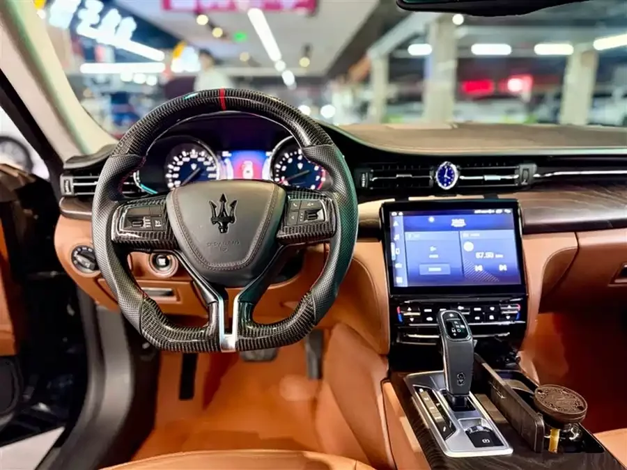Maserati President