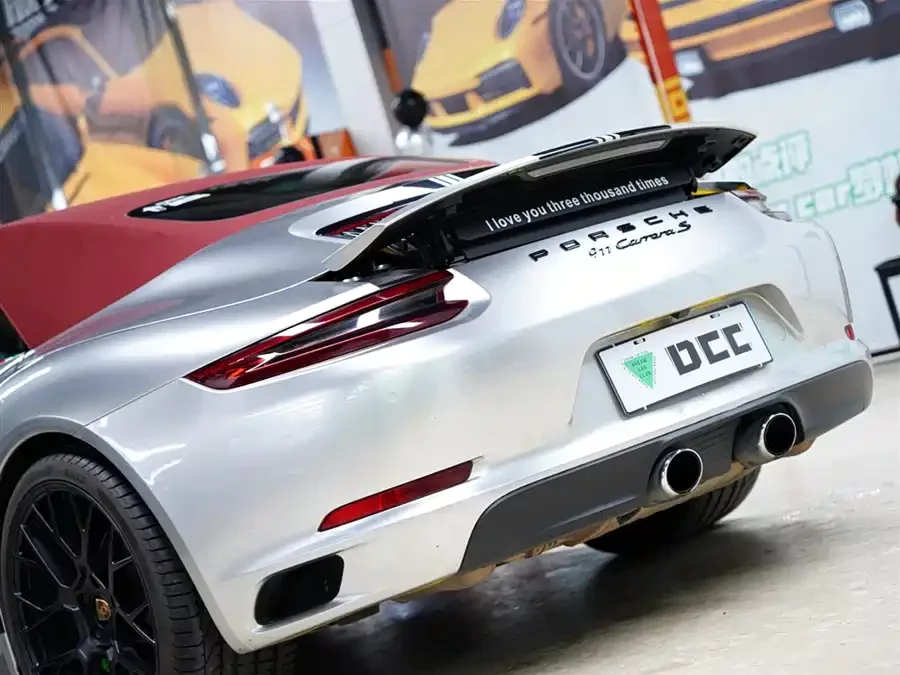 Porsche 911