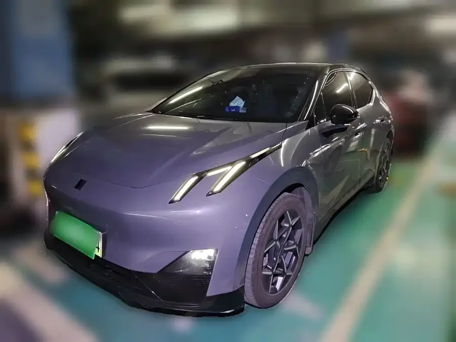 Lynk & Co Z20