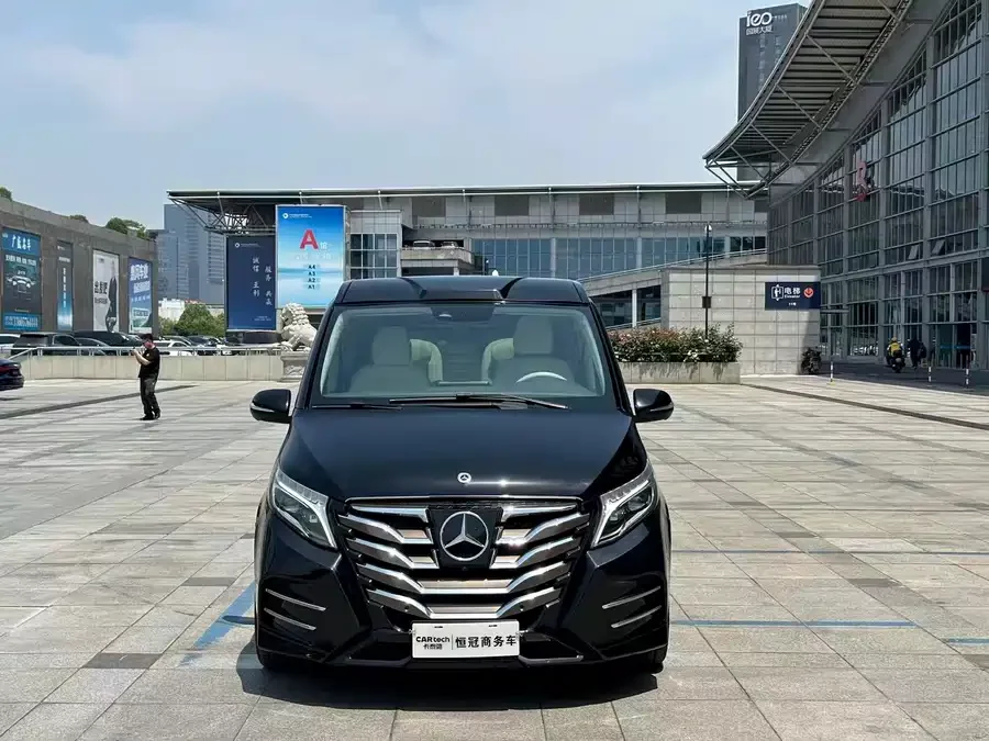 Mercedes Benz Class V